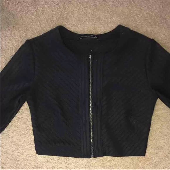 ZARA Fitted Zip Up Crop Top - Picture 2 of 3
